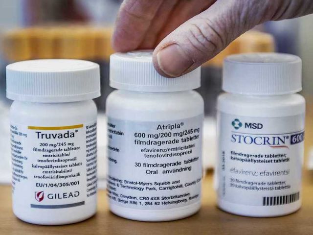 LA SSA anuncia que primer lote de antirretrovirales para personas con VIH ya está en México